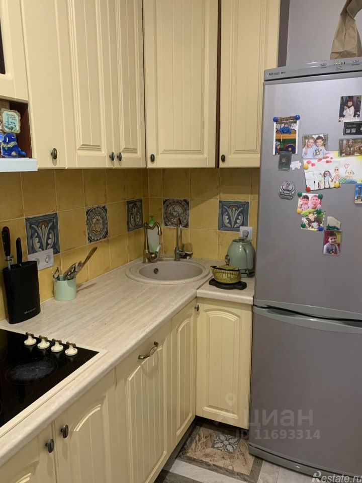 Продажа 2-комн квартиры на вторичном рынке Щелково г, Талсинская ул,  д. 23