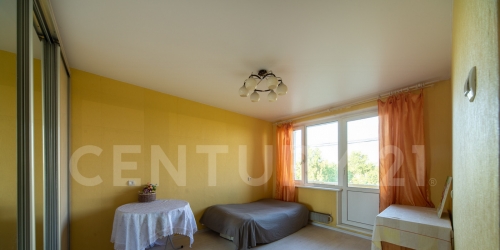 Комната Псковская ул., 12, к 2