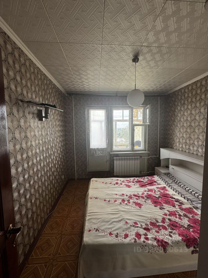 Продажа 3-комн квартиры на вторичном рынке Белоозерский пгт, улица 50 лет Октября, 15