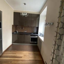 Продажа 2-комн квартиры на вторичном рынке улица Гамалеи,  д. 6