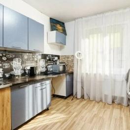 Продажа 2-комн квартиры на вторичном рынке Богатырский пр-кт,  д. 58 к5
