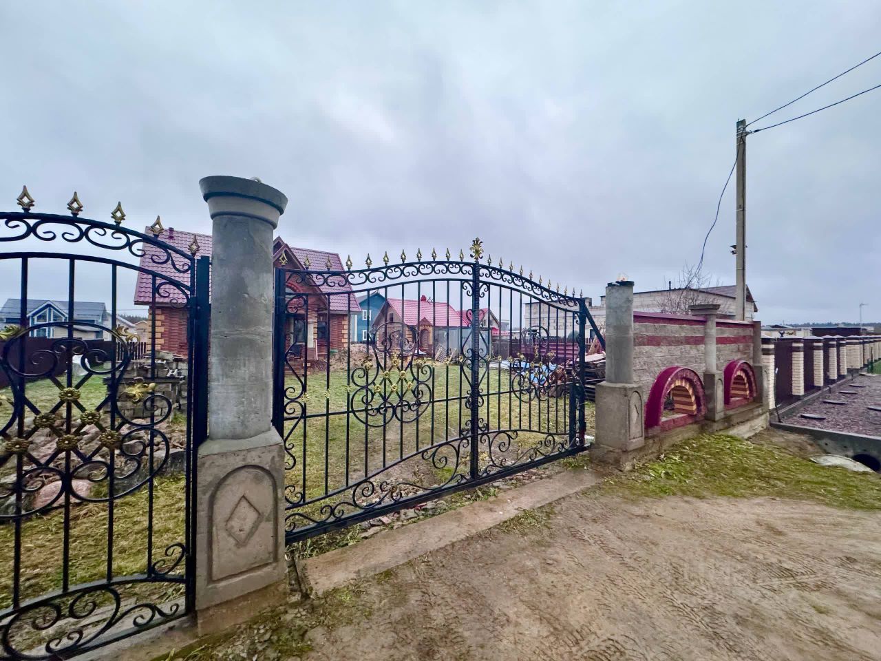 Продажа дома Ульяновка кп, Ульяновка пгт, проезд Полковника Важенина,  д. 6