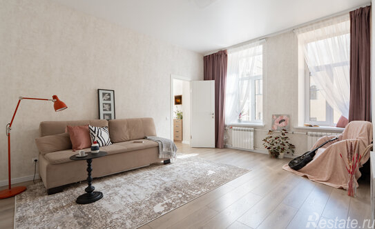 Продажа 4-комн квартиры на вторичном рынке улица Марата,  д. 33