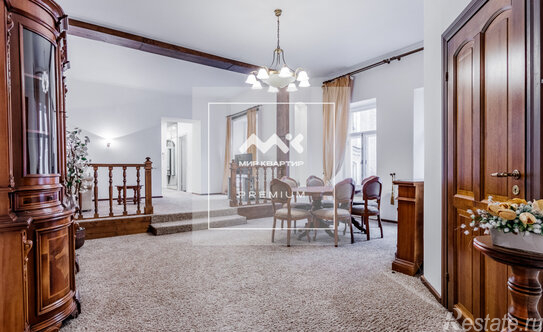 Аренда 3-комн квартиры на вторичном рынке Морская Б. ул,  д. 34