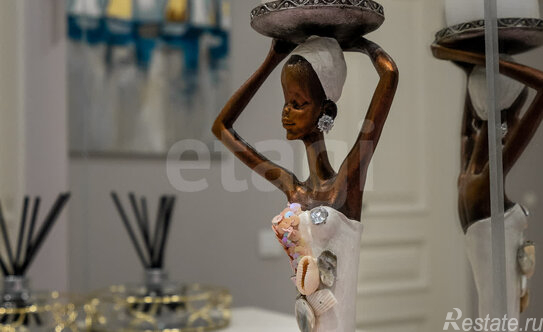 Продажа 3-комн квартиры на вторичном рынке улица Маршала Казакова