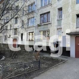 Продажа 3-комн квартиры на вторичном рынке улица Зины Портновой,  д. 44