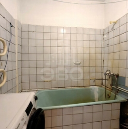 Продажа 1-комн квартиры на вторичном рынке улица Беринга,  д. 5