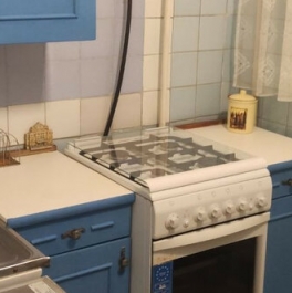 Продажа 2-комн квартиры на вторичном рынке Петергофское ш,  д. 7 к1