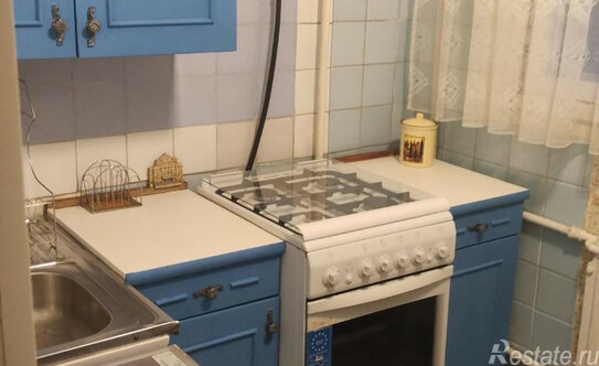 Продажа 2-комн квартиры на вторичном рынке Петергофское ш,  д. 7 к1