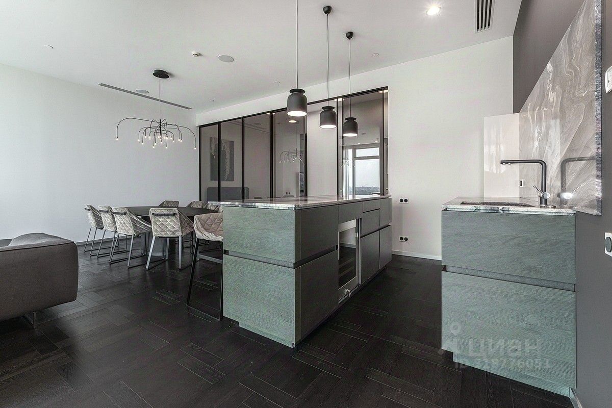 Продажа 4-комн квартиры на вторичном рынке набережная Пресненская, 6с2