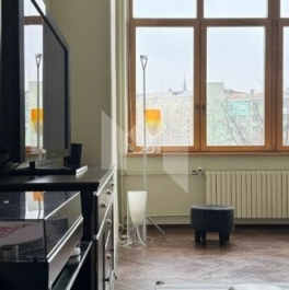 Продажа 2-комн квартиры на вторичном рынке Спасоглинищевский Б. пер,  д. 8