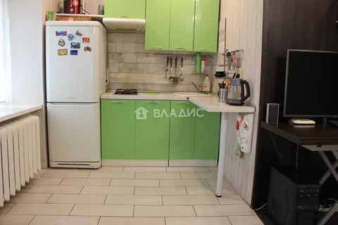 Продажа 2-комн квартиры на вторичном рынке Бугры, ул. Шоссейная,  д. 24