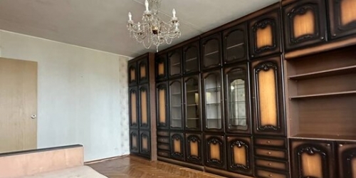 2-комн квартира Изумрудная улица,  д. 52