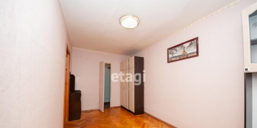 2-комн квартира Днепропетровская улица,  д. 45