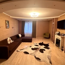 Продажа 4-комн квартиры на вторичном рынке Богатырский пр-кт,  д. 51 к1