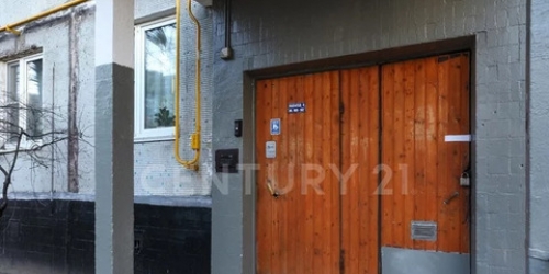 4-комн квартира Лазаревский пер.,  д. 2