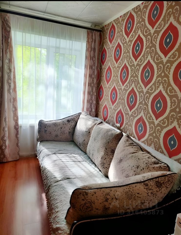 Продажа 4-комн квартиры на вторичном рынке Хотьково, улица Михеенко, 11