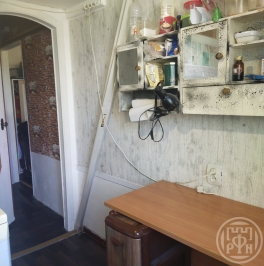 Продажа 1-комн квартиры на вторичном рынке Ломоносов г., Красного Флота ул. ,  д. 11/39