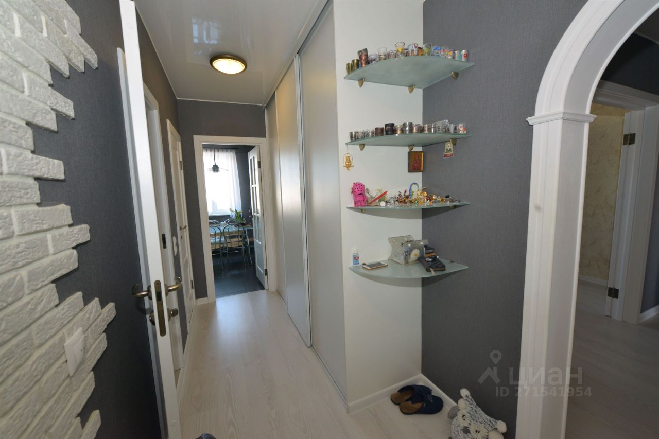 Продажа 3-комн квартиры на вторичном рынке Чертановская улица, 48К2