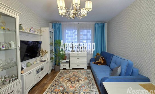 Продажа 3-комн квартиры на вторичном рынке Ириновский пр-кт,  д. 17 к1