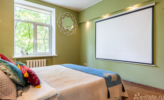 Продажа 2-комн квартиры на вторичном рынке улица Черняховского,  д. 13