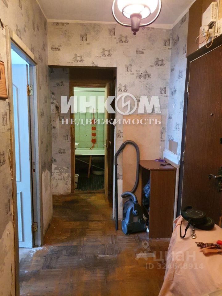 Продажа 2-комн квартиры на вторичном рынке Новопеределкинская улица, 16