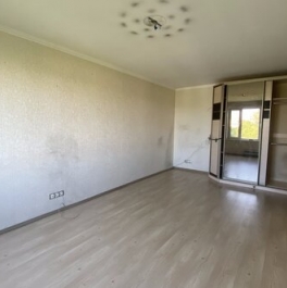 Продажа 2-комн квартиры на вторичном рынке улица Старый Гай,  д. 14