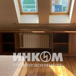 Продажа 5-комн квартиры на вторичном рынке Пенягинская улица,  д. 6