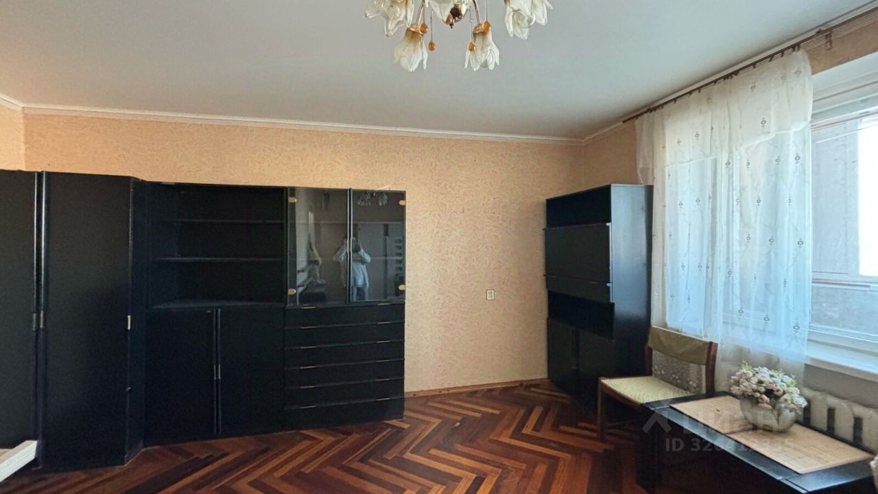 Продажа 1-комн квартиры на вторичном рынке Петергоф, Ропшинское шоссе, 11