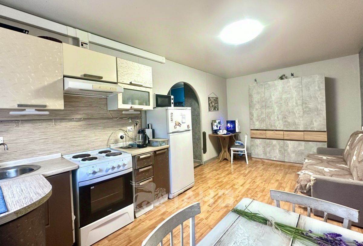 Продажа 2-комн квартиры на вторичном рынке Сергиево тер., улица Мичурина