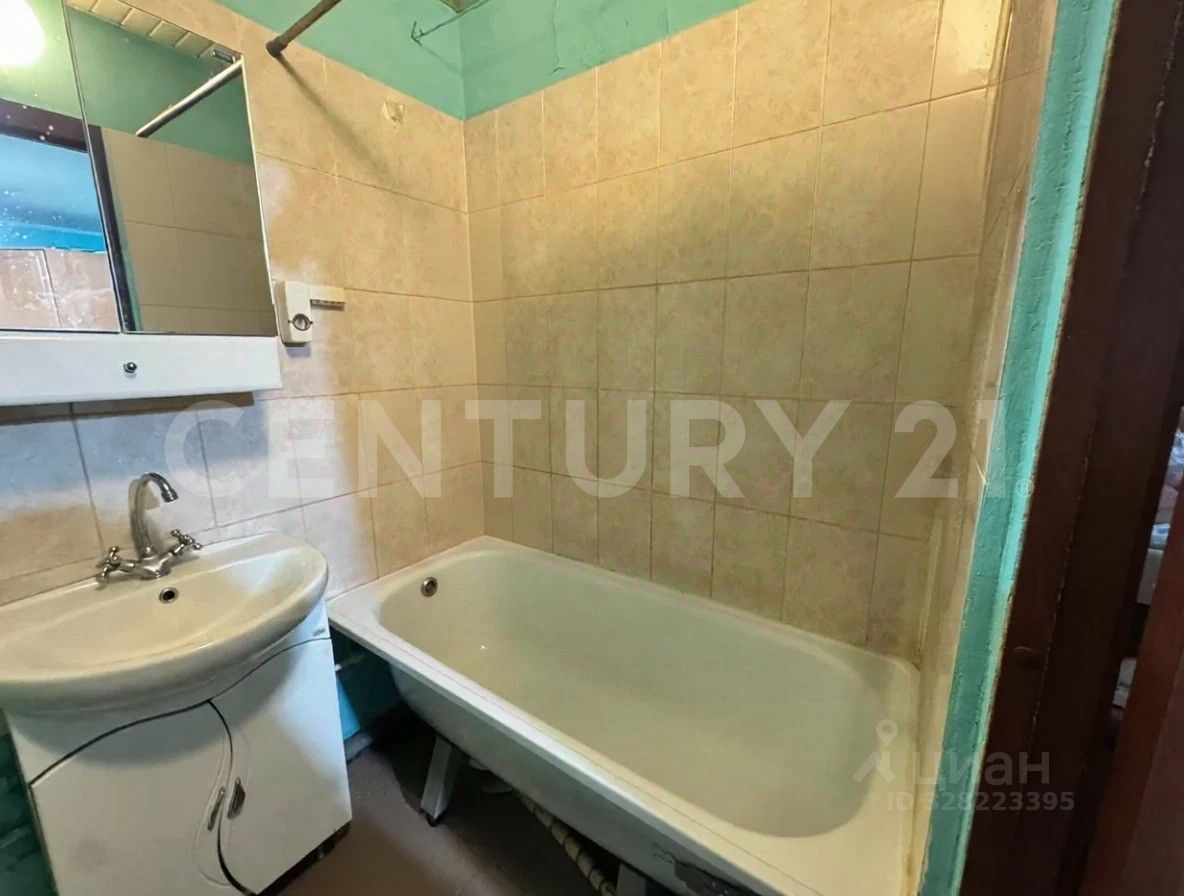 Продажа 3-комн квартиры на вторичном рынке Кондратьевский проспект, 85К1