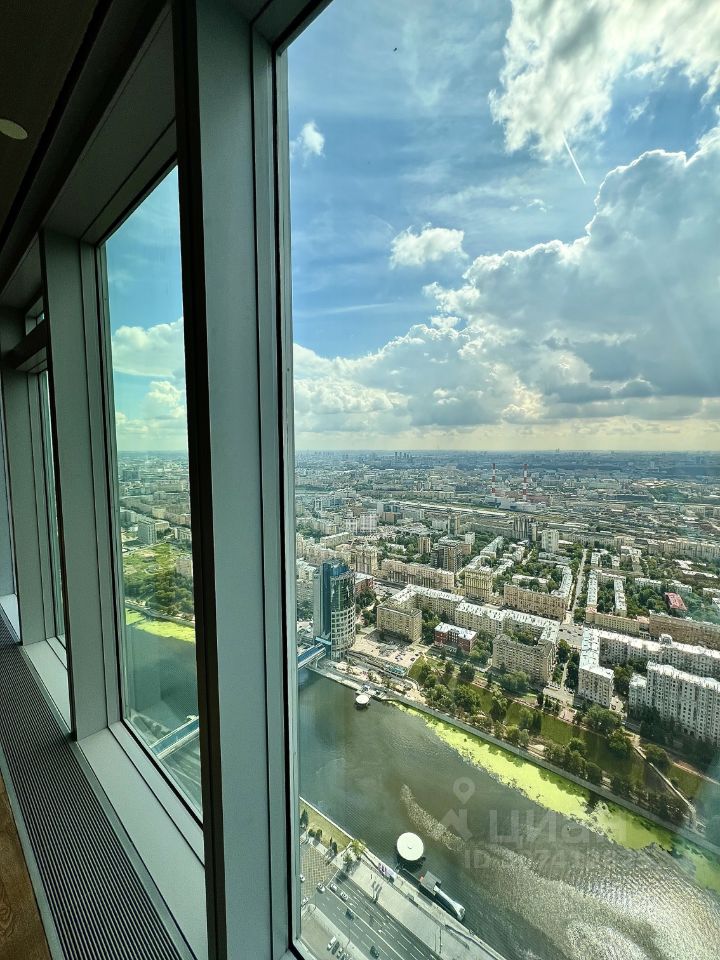 Продажа 2-комн квартиры на вторичном рынке набережная Пресненская, 8с1