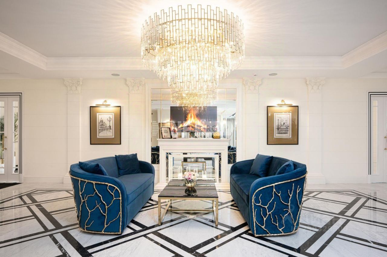 Продажа 2-комн квартиры на вторичном рынке набережная Воскресенская, 32