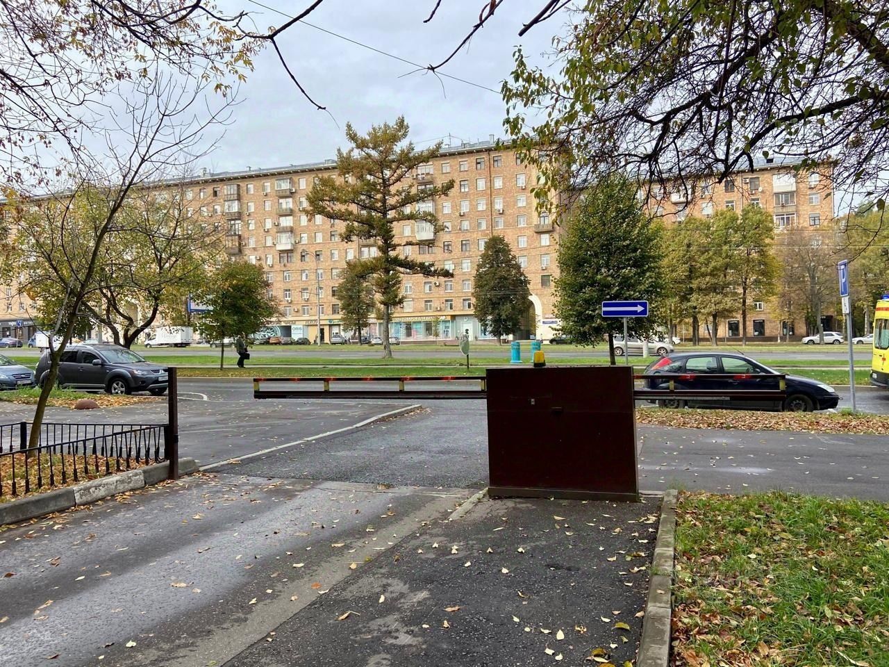 Продажа 5-комн квартиры на вторичном рынке Ленинский проспект, 57