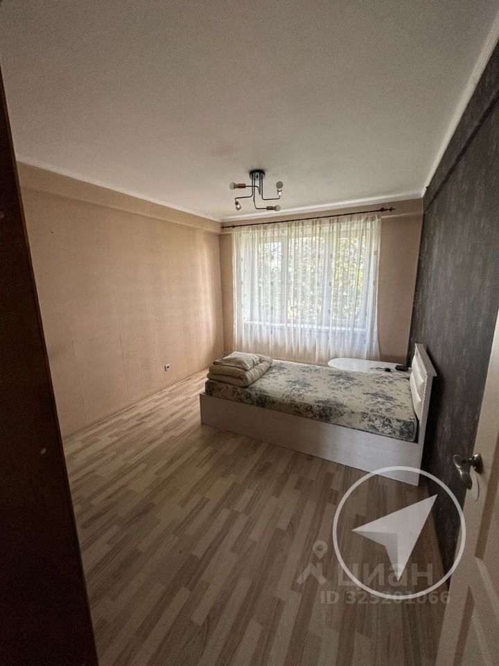 Продажа 2-комн квартиры на вторичном рынке улица Крыленко, 21К2