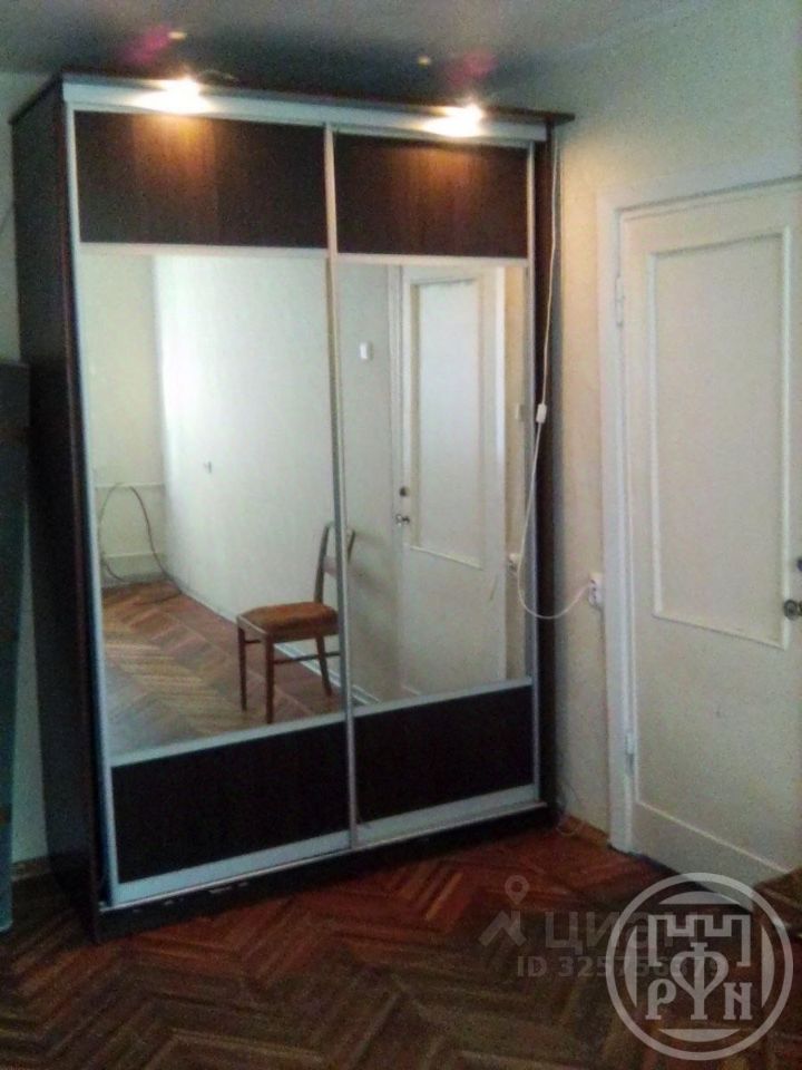 Продажа 3-комн квартиры на вторичном рынке Павловск, улица Толмачева, 7