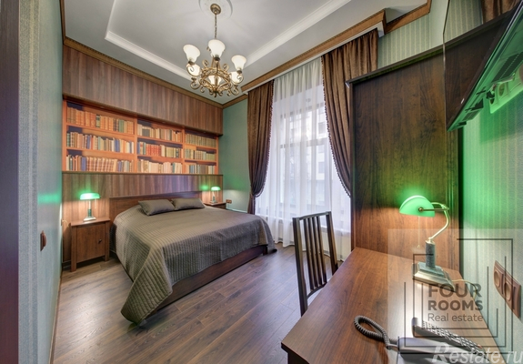 Продажа торгового помещения Кронверкская ул,  д. 1