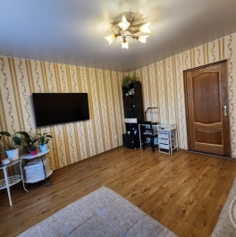 Продажа 2-комн квартиры на вторичном рынке Петергоф г., Шахматова ул. ,  д. 4,  к. 2