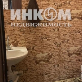 Продажа 2-комн квартиры на вторичном рынке ул Базовая,  д. 2,  к. 2