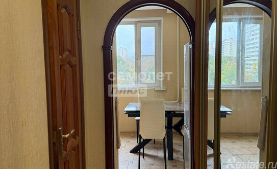 Продажа 3-комн квартиры на вторичном рынке ул 800-летия Москвы,  д. 32