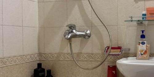 3-комн квартира улица Лени Голикова, 50