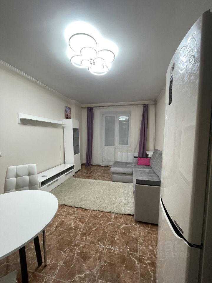 Аренда 1-комн квартиры на вторичном рынке Зенино ЖК Самолет мкр, Люберцы, улица Дружбы,  д. 3