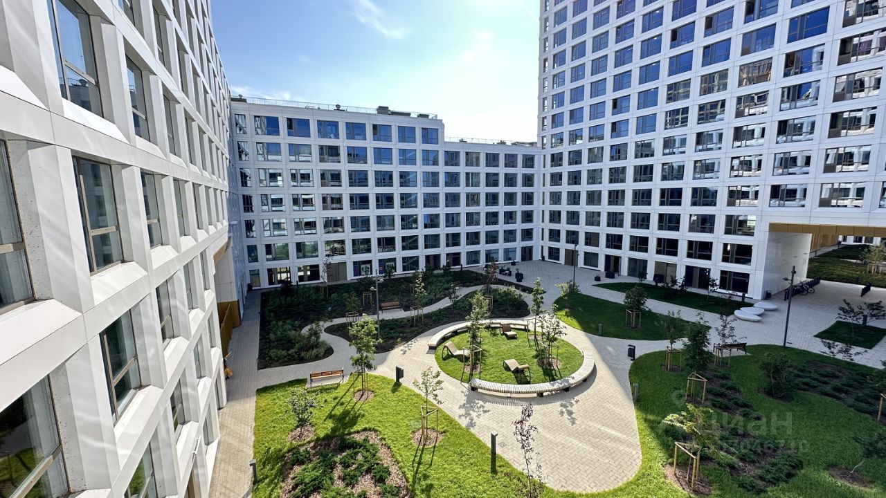 Продажа 3-комн квартиры на вторичном рынке улица Челюскина, 8