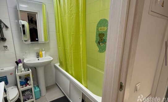 Продажа 1-комн квартиры на вторичном рынке ул Люблинская,  д. 72,  к. 44