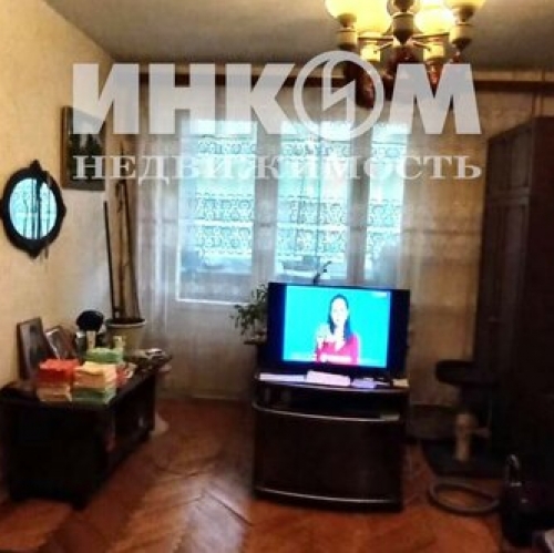 3-комн квартира улица Самуила Маршака,  д. 18