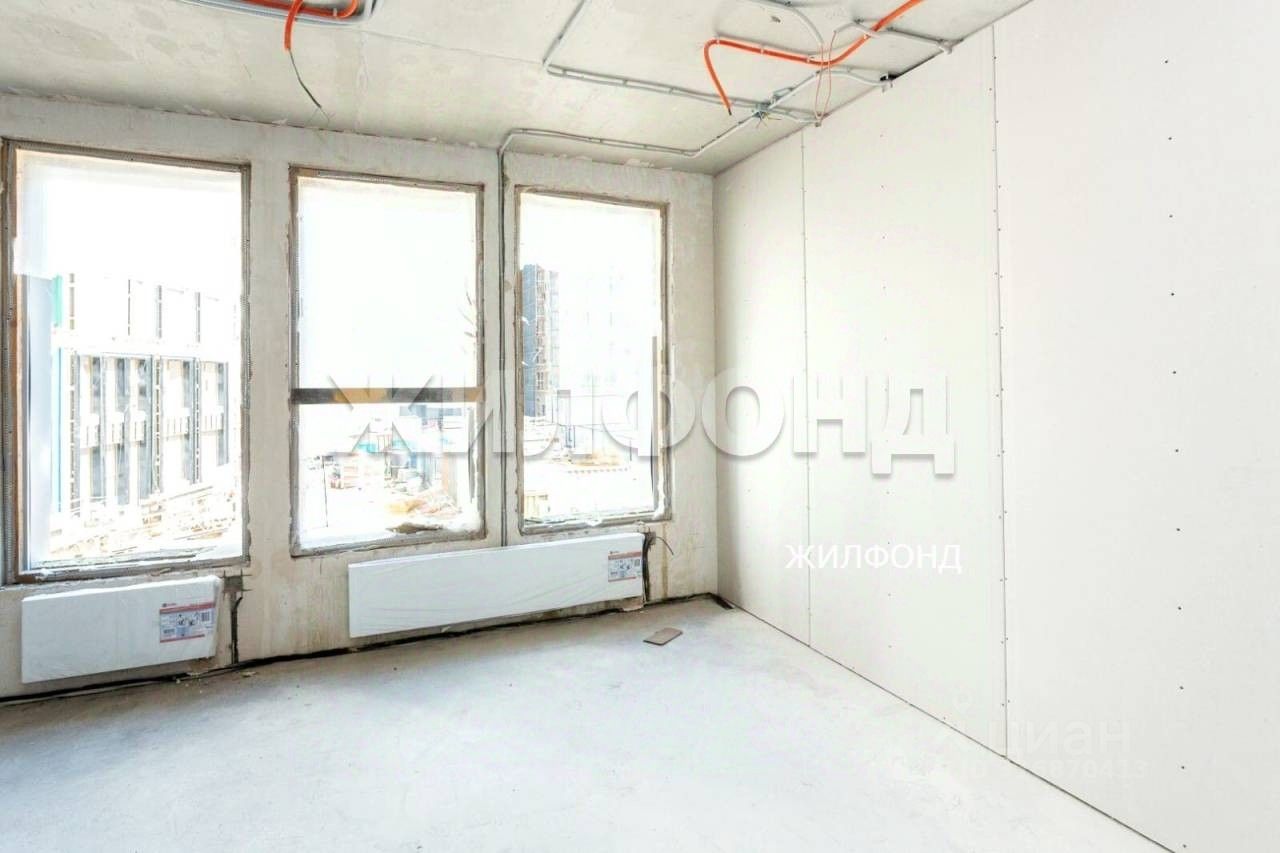 Продажа 1-комн квартиры на вторичном рынке Малоохтинский проспект, 68