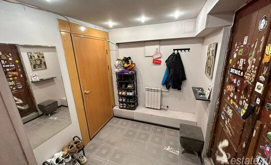 Продажа 3-комн квартиры на вторичном рынке 15-я линия,  д. 30