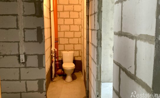 Продажа 2-комн квартиры на вторичном рынке Русановская ул,  д. 11