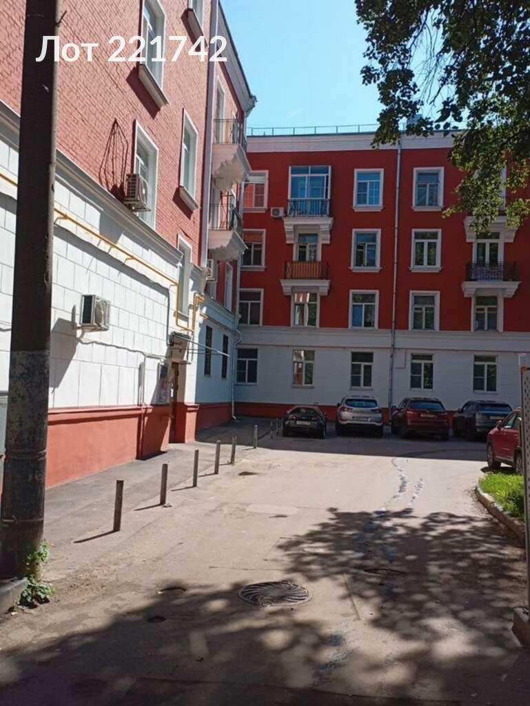Продажа 2-комн квартиры на вторичном рынке Россия, улица Академика Павлова, 9к1,  д. 9 к1