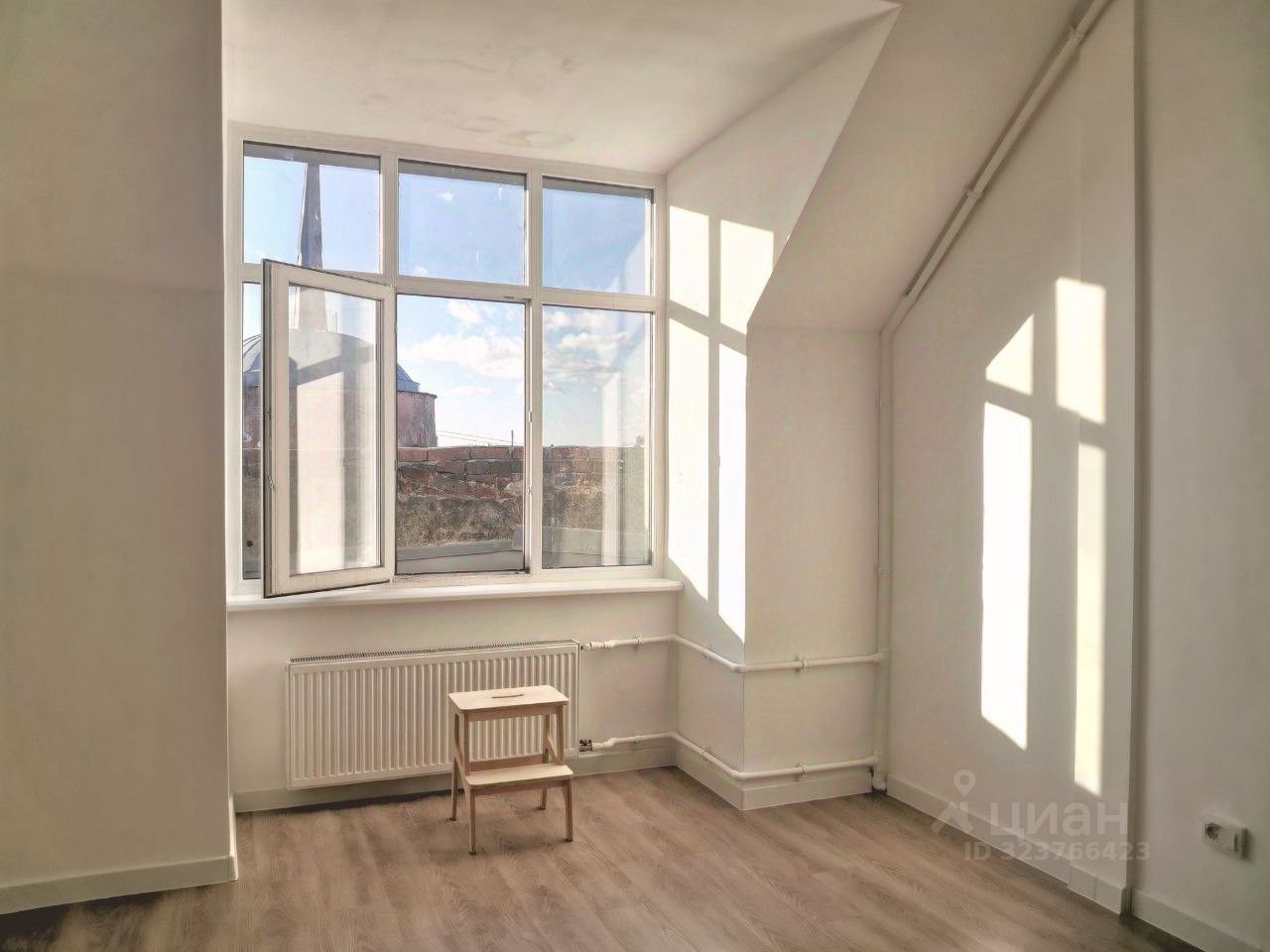 Продажа комнаты набережная Реки Карповки, 30